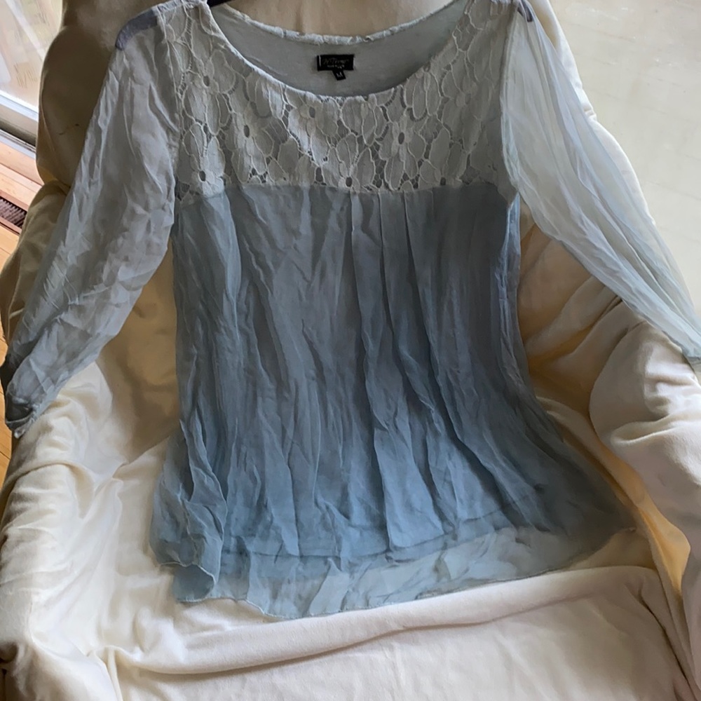 Beautiful Italian Silk Blouse Neverused